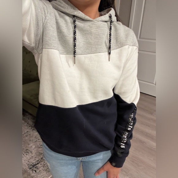 Multi colored hoodie - Picture 2 of 2